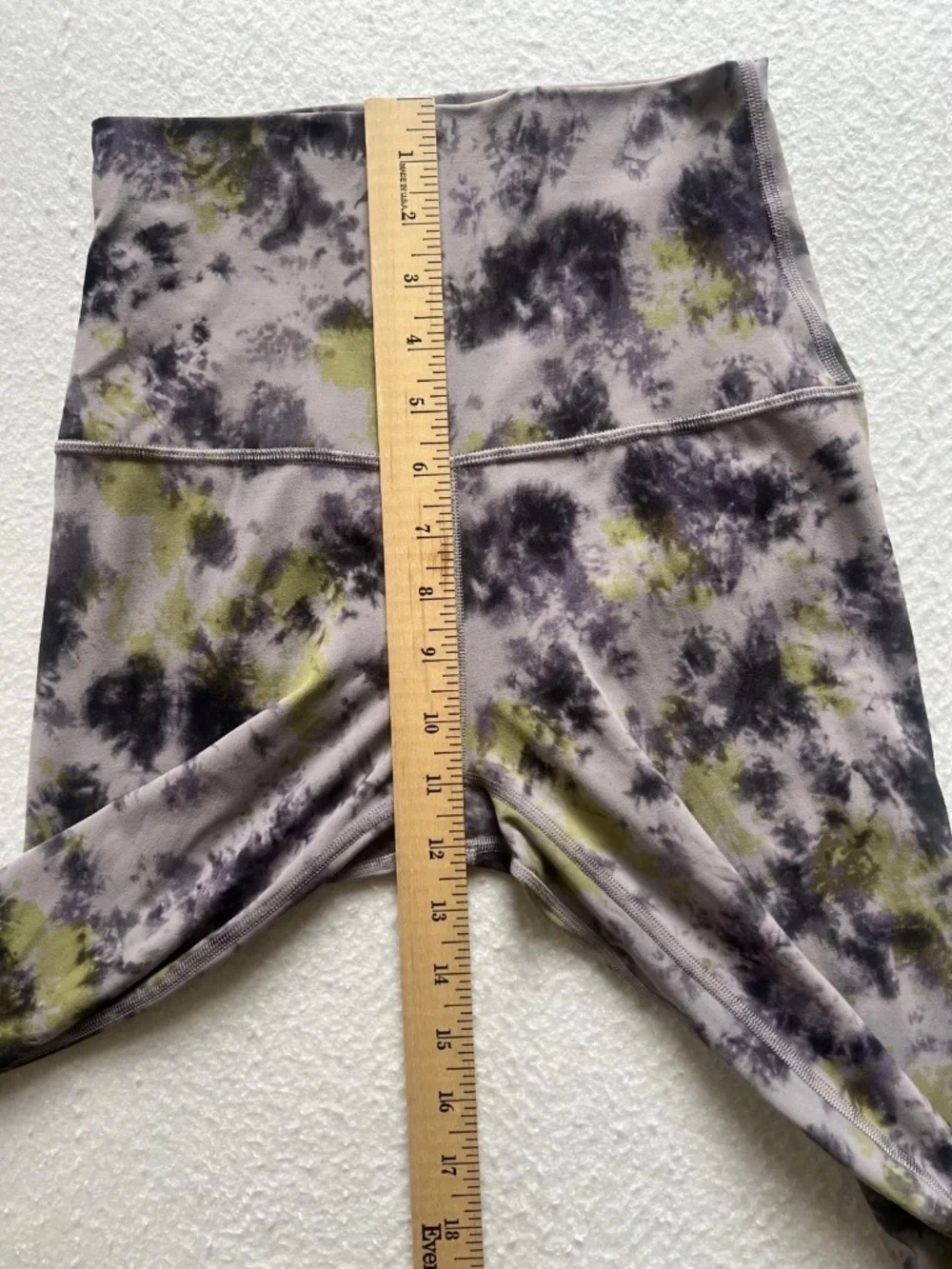 Lululemon Align High-Rise Pants in Radial Tie Dye Mauve Grey Multi Size 6